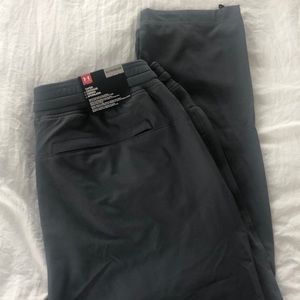 BRAND NEW men’s taper leg pants